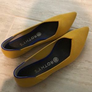 Rothy’s size 9 - like new condition